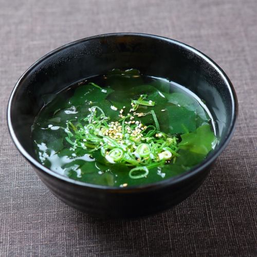 わかめスープ