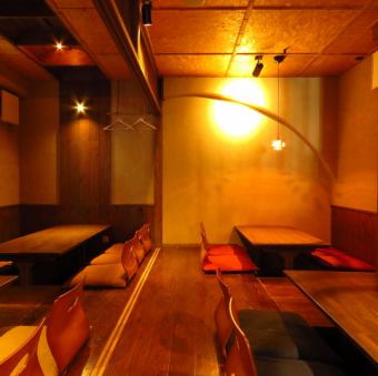 Up to 20 people can be guided to the tatami room.In addition, we will guide you according to your request even if the number of people is other than that.Please feel free to contact the store if you have any questions regarding large-group banquets or reservations.