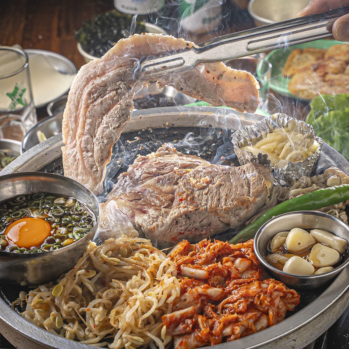 韓国料理や韓国のお酒を存分に楽しめる◎サムギョプサル食べ放題もご用意しています！