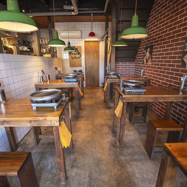 【町屋を改装した、SNS映えのする店内です♪】当店は日本の町屋と韓国の雰囲気がマッチした、おしゃれな店内となっております。SNS映えするので、ご友人とのお食事やデートなど、特別な日のご利用にもおすすめです◎