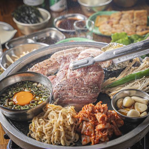 【サムギョプサル食べ放題コース】120分制、90分ラストオーダー《お一人様2880円(税込)》