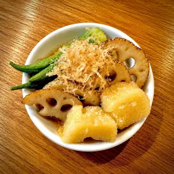 オクラと蓮根の冷たい揚げ浸し 柚子とろろ
