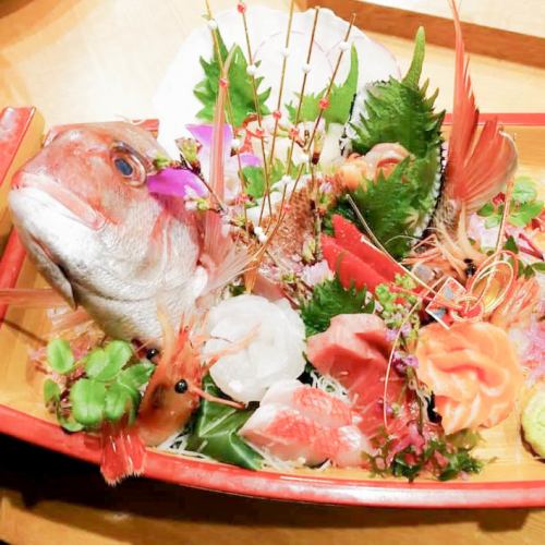 [For celebrations] We offer celebratory courses starting from 5,000 yen, including a whole sea bream platter.Meetings, anniversaries, birthdays, etc.