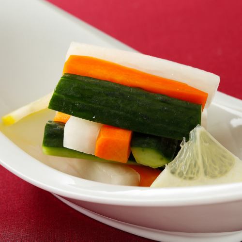 野菜の甘酢漬け／ピータン豆腐／ザーサイ