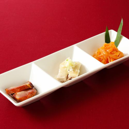 Three kinds of cold vegetables platter