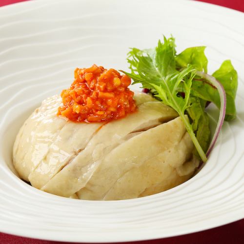 Steamed chicken with Sichuan-style sauce