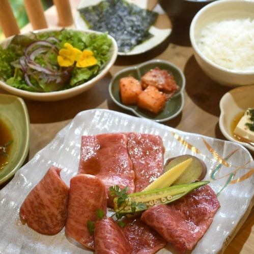 昼から贅沢！「大和牛」や「シャトーブリアン」を気軽に