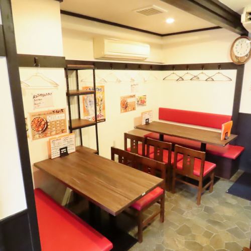 <p>【気軽に来店できるアットホームな雰囲気が魅力的】何度でも通いたくなる安心感があり、普段使いにぴったりのお店です。ご友人とのカジュアルなお食事にも、ちょっとした飲み会にも最適。心地よい時間を過ごしながら、美味しいお料理とお酒を楽しむことができます◎</p>