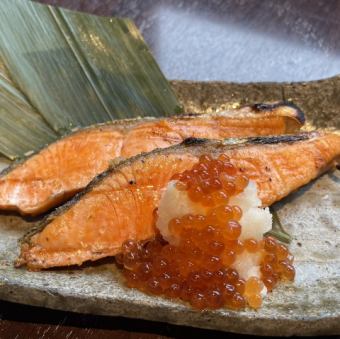 鮭の塩焼きいくらおろし添え