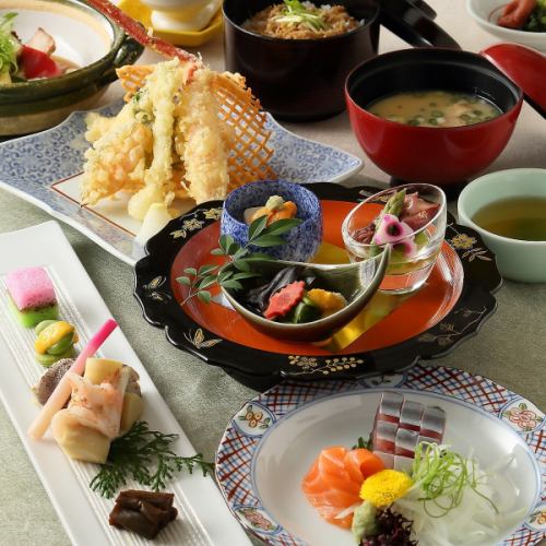 Kaiseki cuisine to taste the season