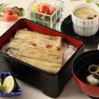 浜名湖産　うな重　白焼き（半身）