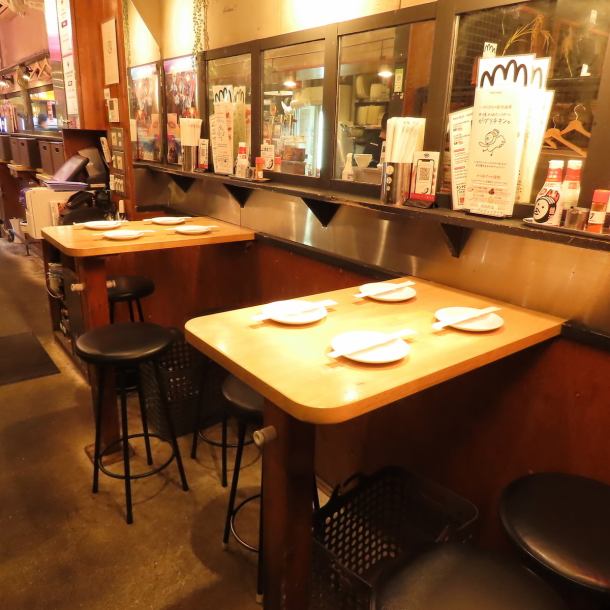 The stylish bar-inspired interior is perfect for a girls' night out or a date♪ You can have a great time ★ You can also reserve it for private use ◎ Available for 25 to 35 people.We also offer value courses starting from 2,980 yen that include 120 minutes of all-you-can-drink.