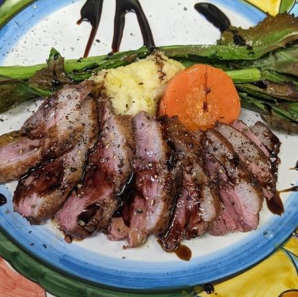 【经典套餐】包含一杯祝酒饮品！我们最受欢迎的大份拼盘套餐 *最多可供9人享用