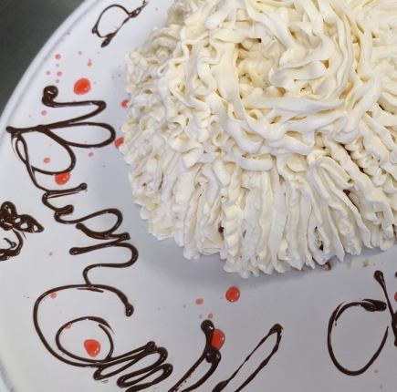 Perfetto A full course meal for celebrations. Wishing you a wonderful anniversary.