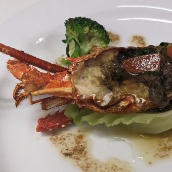 Anniversario イセエビ、和牛のついた 記念日フルコース 素敵な記念日になりますよう