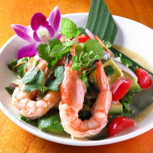【タイ人の本格タイ料理】