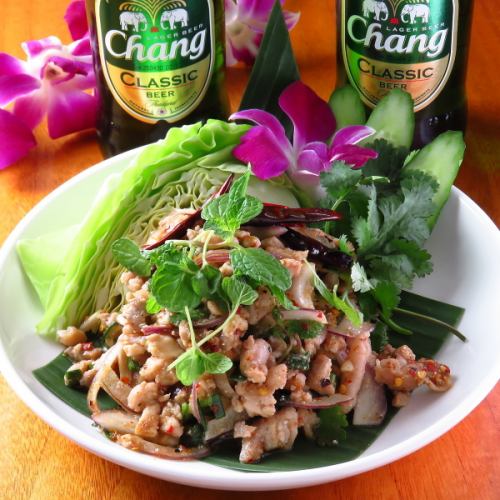 鶏の挽き肉が入った、タイの東北地方の郷土料理♪「ラープガイ」
