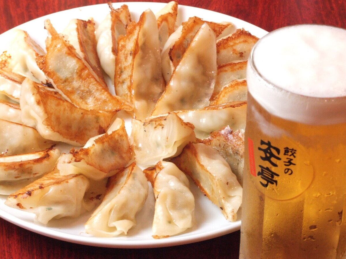 餃子を作り続けて50年以上。ようやく美味しい餃子が出来ました。TV、雑誌で話題のお店