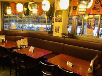 換気全開！で安心。涼しい店内です。冬は暖房も完備で暖かいです。