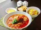 坦々麺とハーフ炒飯セット/安亭の餃子定食(餃子5個)