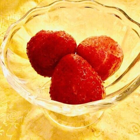 いちごミルクアイス 3個