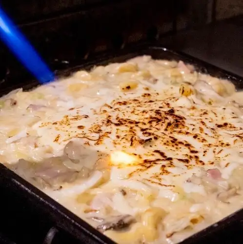 職人が一皿一皿心を込めて丁寧に焼き上げる逸品