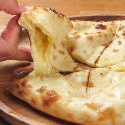 Cheese naan (single item/change)