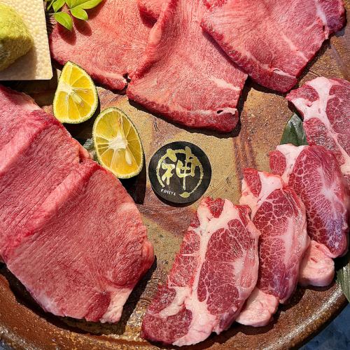 Please enjoy our carefully selected Wagyu beef offal and the spacious atmosphere.