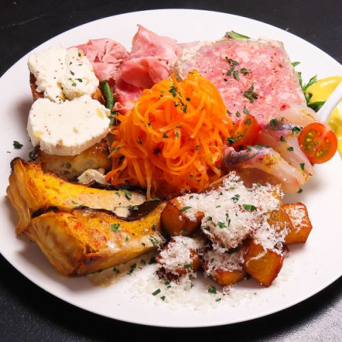 季節を彩る前菜盛り合わせ