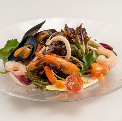 ALIGOT seafood salad