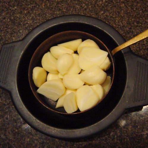 Garlic petit bread grilled (from Aomori)