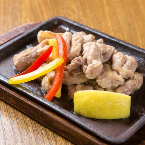 Stir-fried hakata chicken neck with yuzu pepper