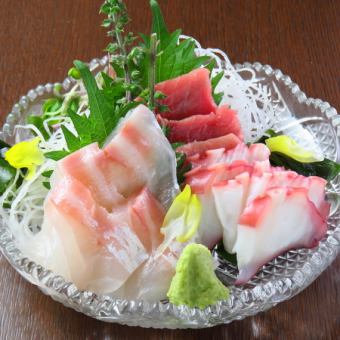 お刺身三点盛り