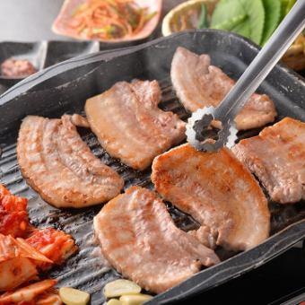 2 hours of all-you-can-drink included! [All-you-can-eat samgyeopsal course] 6,000 yen ⇒ 5,000 yen (tax included)!