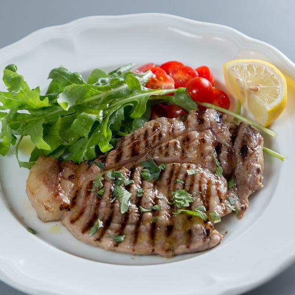 仕入れ状況に応じて、お料理をご提供いたします