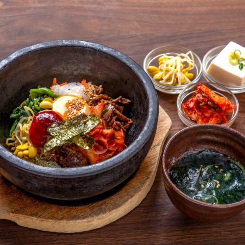 Stone-grilled bibimbap set meal