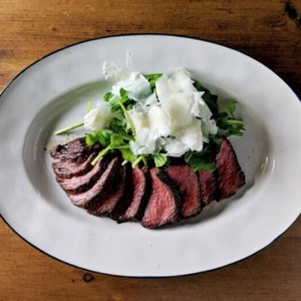 [Anniversary, dinner party] The main dish is rare cut of domestic beef sirloin and risotto for the final dish