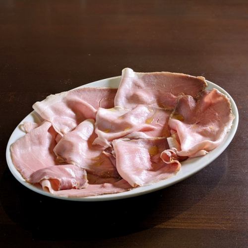 Prosciutto cotto (pork leg ham)