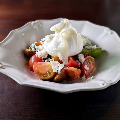 Fresh mozzarella and tomato caprese made by Shiranuka Rakukeisha in Hokkaido