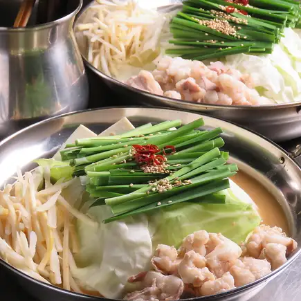 选择您的火锅、鸡翅和畅饮套餐：3500日元（含税）
