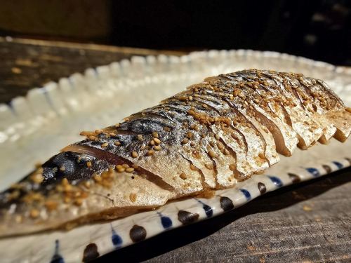 極上〆鯖／トロ鯖のごま漬け／トロ鯖の燻製