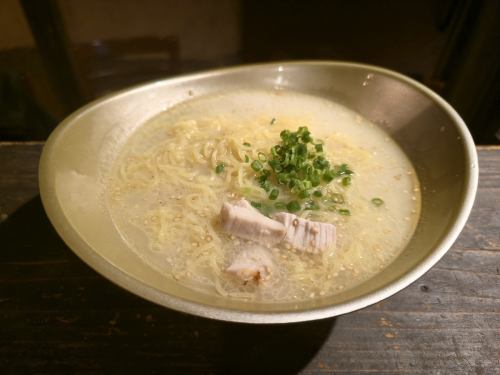 【〆におすすめ！限定10食】鶏塩ラーメン