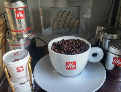 外帶咖啡 250 英鎊