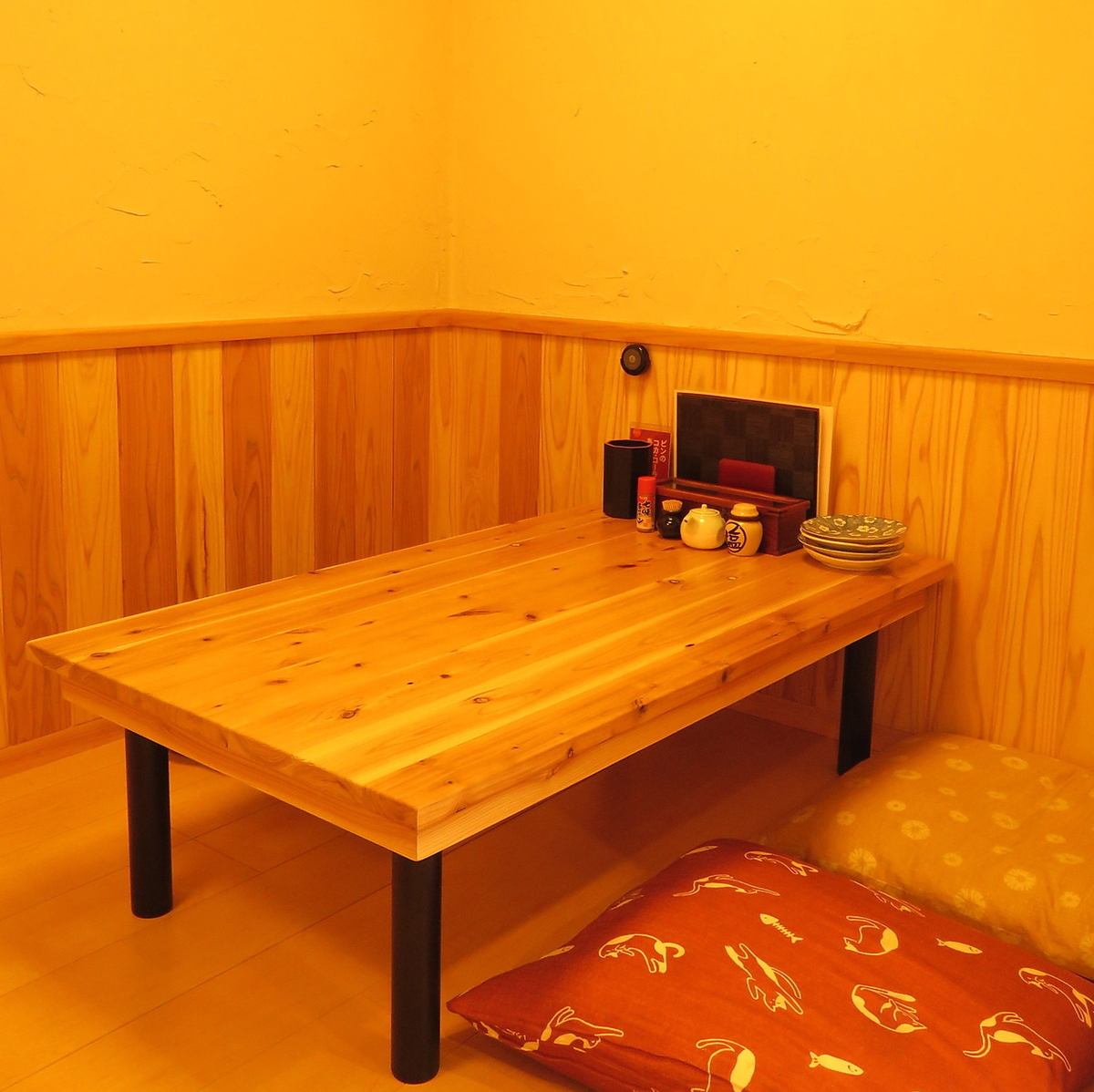 We also have semi-private rooms where you can enjoy yourself without worrying about your surroundings.