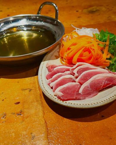 こんばんは〜totocheeです！
肌寒いですねー😅
暖かいしゃぶしゃぶおすすめ！
鴨しゃぶも美味しいですよー🤤

他にもチーズフォンデュとかもつ煮とが色々あたたかいメニューありますので是非！ご来店ください♪

そして
新しい照明届きましたー♪
めちゃくちゃ可愛いです〜❤️

ただ壊れやすいので触らないようお願いします🥺

今日は予約6件！
2階が空いてますのでまだまだ入れますよー！

＃新松戸＃柏#松戸＃流山＃新松戸グルメ#新松戸居酒屋#新松戸飲み放題#新松戸ローストビーフ＃新松戸ランチ#新松戸ディナー＃蠣
#痛風鍋#刺身＃新松戸牡蠣#誕生日＃禁煙#テラス喫煙可#分煙#イ
タリアン＃テラス犬ok#デートで使える＃オシャレ＃ワインバル