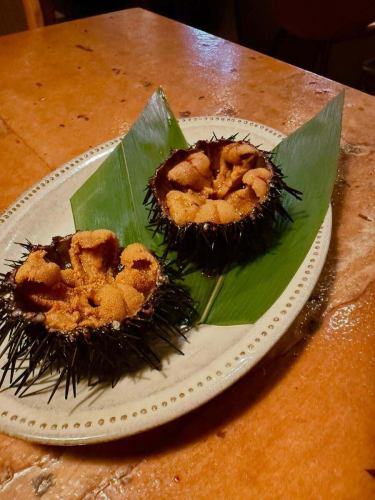 Today is Totochee Tsuboi!
Open from lunch for the first time in a while!
July 28th ~

There's been too many oysters recently
I peeled 80 of them yesterday.

Well, we have 50 in stock today!
I think I'll try some other oysters soon.

New menu item: Squid ink paella❤️
There are two types: seafood and

And sea urchins with shells!
Until today.

Raw duck ham❤️
It's quite salty so I added some olive oil!
It's wine, right? ( ˊ̱˂˃ˋ̱ )

Today's reservation
26 people in 6 cases!
Thank you for coming on weekdays!

There are still seats available!
There are more part-time jobs than usual!
This has to happen!
So that's it.
We'll be waiting for you while we prepare the roast beef!

#Shin-Matsudo #Kashiwa #Matsudo #Nagareyama #Shin-Matsudo gourmet #Shin-Matsudo izakaya #Shin-Matsudo all-you-can-drink #Shin-Matsudo roast beef #Shin-Matsudo lunch #Shin-Matsudo dinner #Sashimi #Shin-Matsudo oysters #Birthday #Non-smoking #Smoking allowed on the terrace #Separate smoking areas #Italian #Dogs allowed on the terrace #Date #Stylish izakaya #Wine bar #Cheese fondue #Shin-Matsudo date #Shin-Matsudo lunch #Shin-Matsudo dinner #Matsudo gourmet #Shin-Matsudo cheese #Matsudo cheese