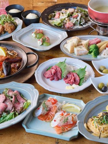 こんばんは♪totocheeです!
本日も皆さまのご来店を心よりお待ちしております!当店では、見逃せない限定サービスを実施中です。本日11月24日限定で、1杯サービスいたしますので、この機会をお見逃しなく。特製鍋とパエリアは、この季節にぴったりのほっこりと心温まる一品です。ぜひご賞味ください。
また、当店の手作りソースで作ったピザも、多くのお客様からご好評をいただいております。ピザ好きの方にはぜひお試しいただきたい一品です。
さらに、宴会のご予約も絶賛受付中です。特に金曜日と土曜日は人気のため、席が埋まり始めておりますので、ご予定がお決まりの方はお早めのご予約をおすすめいたします。皆さまの楽しいひとときをお手伝いさせていただきますので、ぜひ当店で素敵な時間をお過ごしください。
#新松戸#柏#松戸#流山#新松戸グルメ#新松戸居酒屋#新松戸飲み放題#新松戸ローストビーフ#新松戸ランチ#新松戸ディナー##刺身#新松戸牡蠣#誕生日#禁煙#テラス喫煙可#分煙#イタリアン#テラス犬ok#デート#オシャレ居酒屋#ワインバル#チーズフォンデュ#新松戸デート#新松戸ランチ#新松戸ディナー#松戸グルメ#新松戸チーズ
#ペローニ#新松戸ビール#新松戸忘年会#新松戸貸し切り#松戸ラクレット#新松戸宴会30人#パエリア
#新松戸ハンバーガー#松戸ハンバーガー