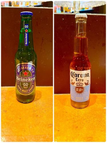 こんばんは〜totocheeです！
いやー

告知が遅すぎたのか
席が埋まらんです〜
せっかくお得なのに伝わらず〜
外にはデカデカポスター
ネットも色んな所に載せ終わりました！

まだ週末も空いてますので
是非お越しください〜

お得に飲めるのは今月だけ！

平日限定肉プレート出来ました！
サガリ、ハラミ、ローストビーフ！
少しずつ違う肉を食べられるなんて！

そしてバーガーランチメニュー出来ました！
チーズバーガーはなんとパティ追加1枚(200g)無料！
合計400gで食べ応え抜群！

同時にtotocheeランチもやりますが
特にランチメニューはありません〜
昼からtotocheeメニュー食べられるよーって感じです！
生牡蠣350円も昼からやります〜

ただワンオペなので
時間と心に余裕のある方お待ちしてます❤️

是非ご来店、ご予約お待ちしてます！

#新松戸居酒屋
#新松戸チーズ
#新松戸グルメ
#ハンバーガー
#半額