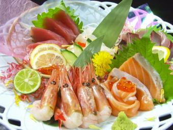 Assortment of 3 types of sashimi, 2 servings (4 pieces each)