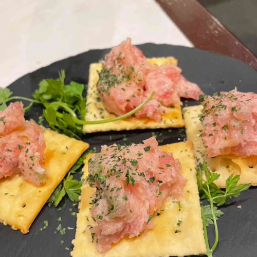 (クラッカー)ネギトロたくあんカナッペ